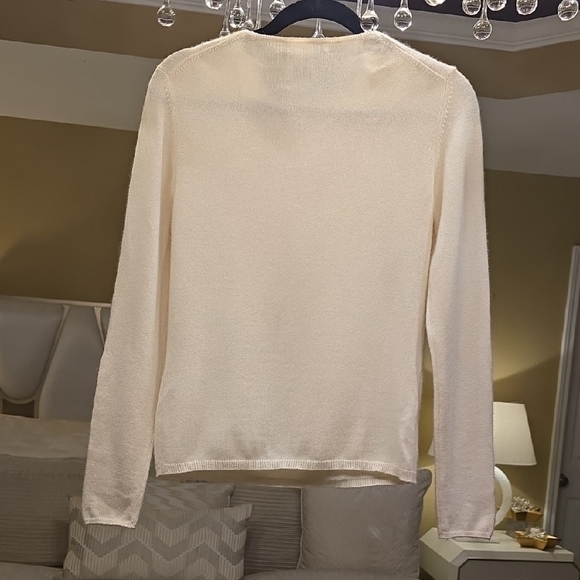 Brooks Brothers Women's Classic Cream Crew Neck Sweater - Picture 6 of 12